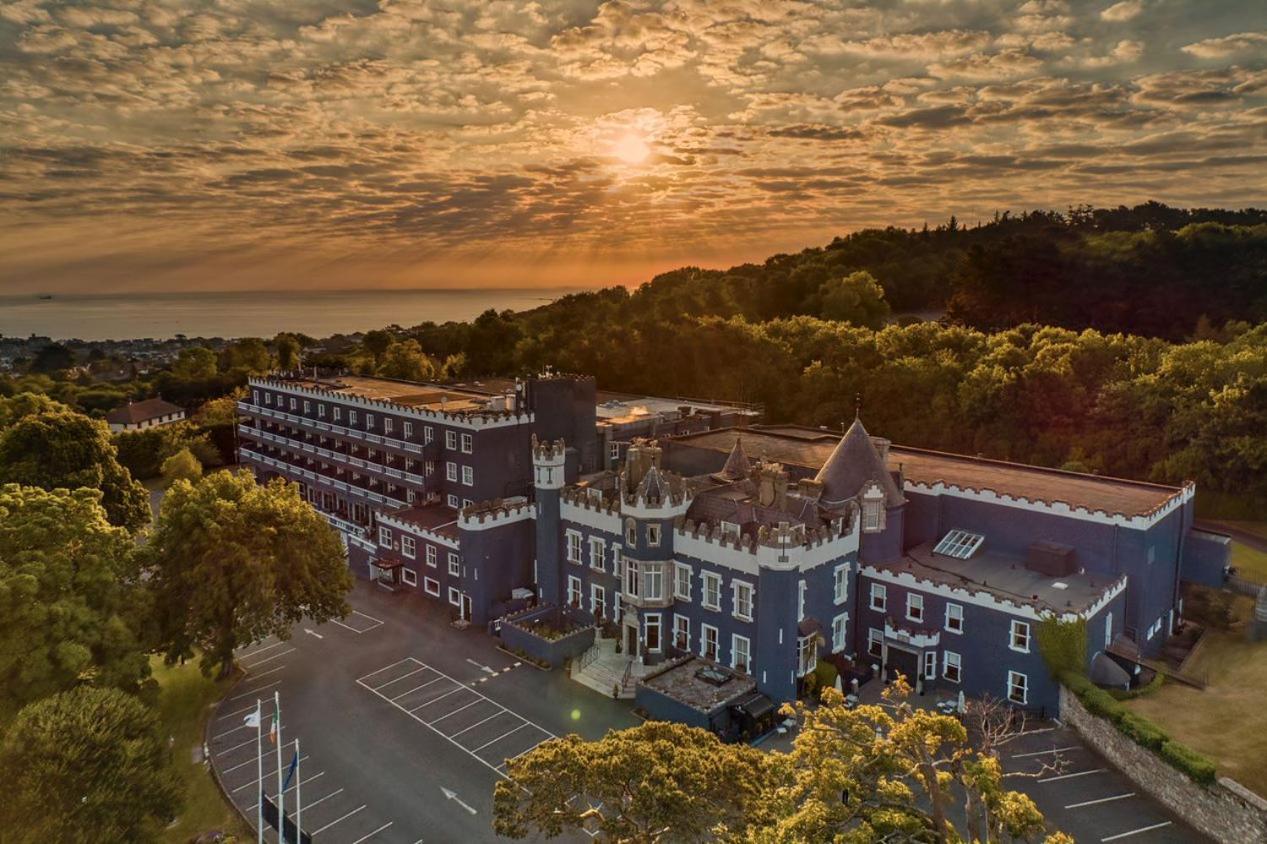 Fitzpatrick Castle Hotel Долки Екстериор снимка